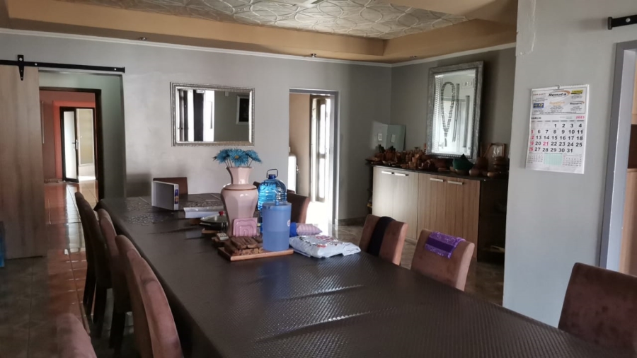 4 Bedroom Property for Sale in Oos Einde North West